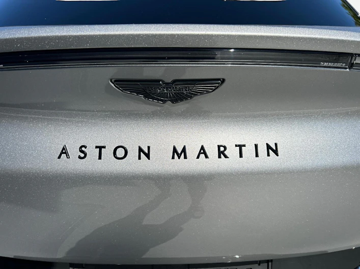 immagine del veicolo ASTON MARTIN DBX