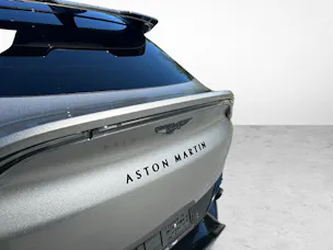 ASTON MARTIN DBX 707 4.0 V8 Bi-Turbo