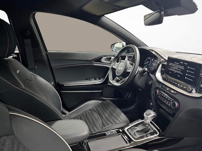 Vehicle image KIA CEED