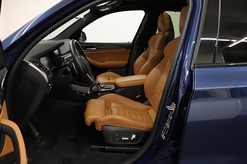 Vehicle image BMW X3