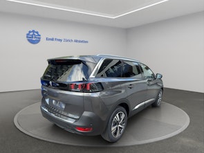 Vehicle image PEUGEOT 5008 1.2 Hybrid Allure Pack