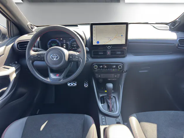 Toyota Yaris 1.5 VVT-i HSD GR Sport