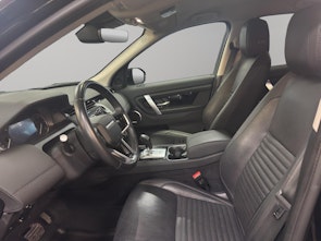 Vehicle image LAND ROVER Discovery Sport 2.0 SD4 200 SE