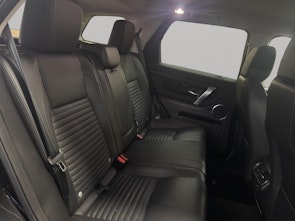 Vehicle image LAND ROVER Discovery Sport 2.0 SD4 200 SE