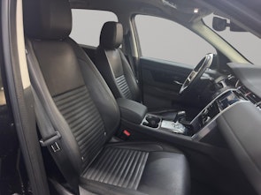 Vehicle image LAND ROVER Discovery Sport 2.0 SD4 200 SE