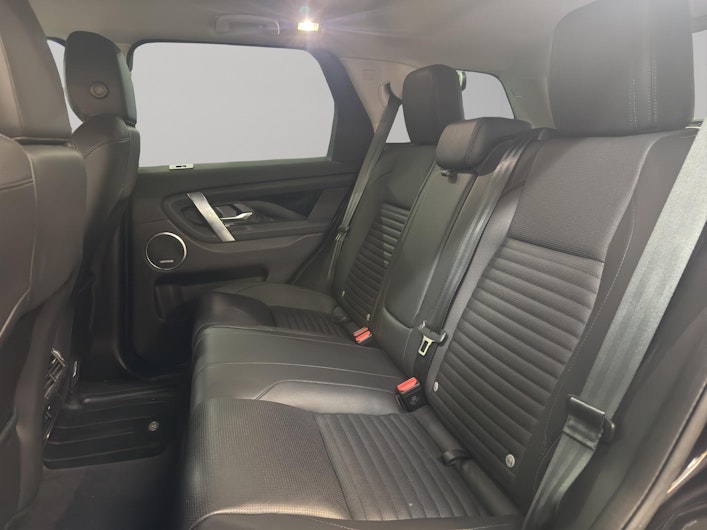 Vehicle image LAND ROVER DISCOVERY SPORT