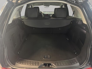 Vehicle image LAND ROVER Discovery Sport 2.0 SD4 200 SE