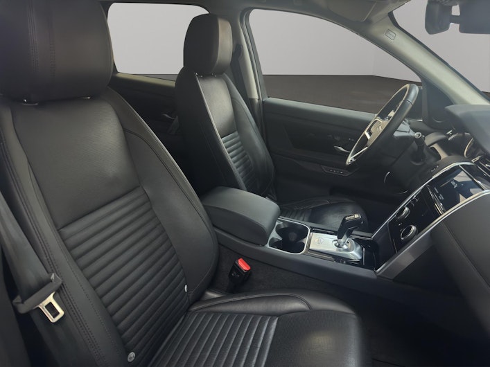 Vehicle image LAND ROVER DISCOVERY SPORT