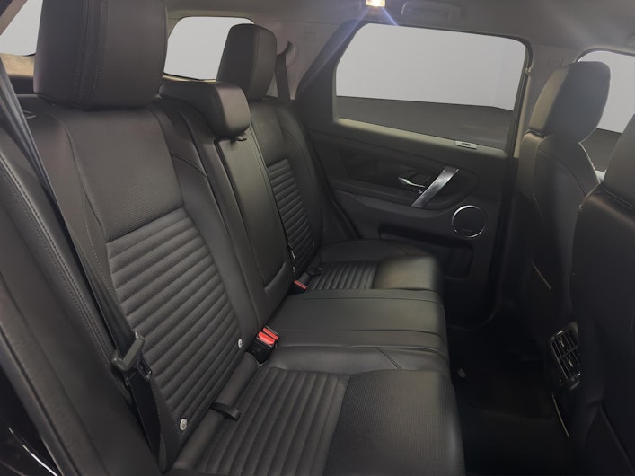 Vehicle image LAND ROVER DISCOVERY SPORT