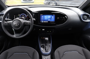 Vehicle image TOYOTA Aygo X 1.5 VVT-i HSD Trend