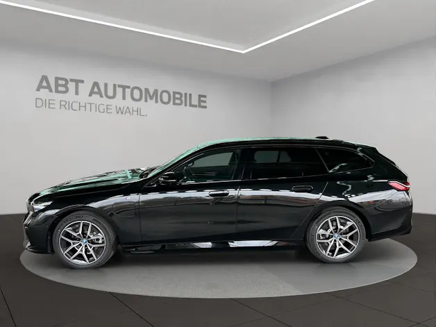BMW 530e xDrive Touring