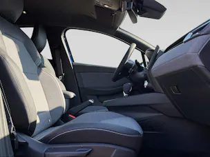 Renault CLIO techno full hybrid E-Tech 145
