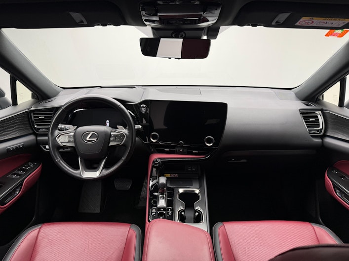 Vehicle image LEXUS NX