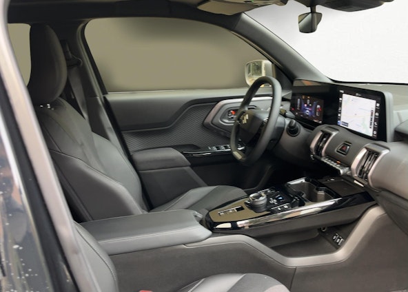 Vehicle image 9 Vehicle image 9