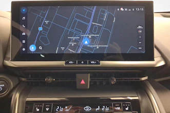 https://vehicle.imgix.net/4072012/5e5b7d1d-53ee-4d72-b9b0-0244e3be518a.jpg