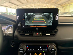 https://vehicle.imgix.net/4072031/f21b8b4e-ab10-427c-bddd-c8e155e02c4a.jpg