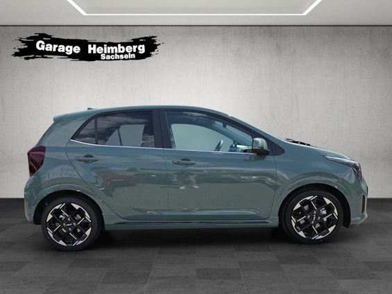 Vehicle image 5 Vehicle image 5