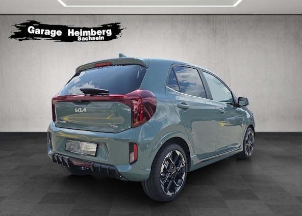 Vehicle image 4 Vehicle image 4