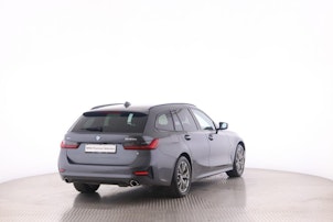 Vehicle image BMW 330e xDrive Touring