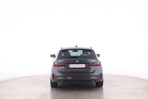 Vehicle image BMW 330e xDrive Touring