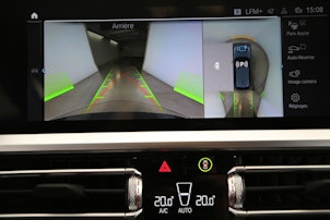 Vehicle image BMW 330e xDrive Touring