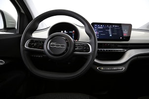 Vehicle image FIAT 500 Icon 3+1