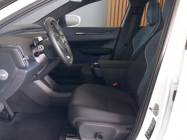 VOLVO EX30 CC E60 Twin Performance AWD