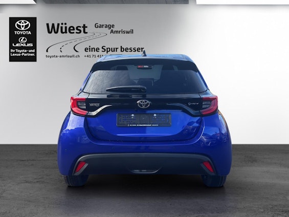 Vehicle image 3 Vehicle image 3