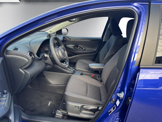 Vehicle image 8 Vehicle image 8