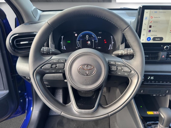 Vehicle image 9 Vehicle image 9