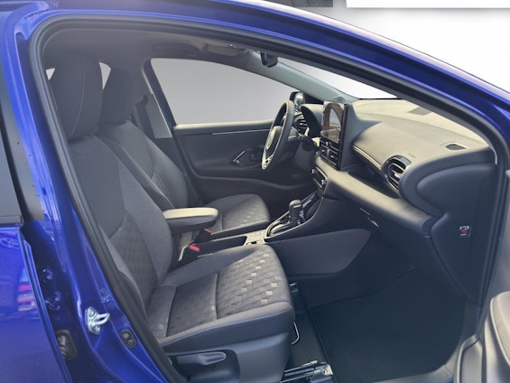 Vehicle image 14 Vehicle image 14