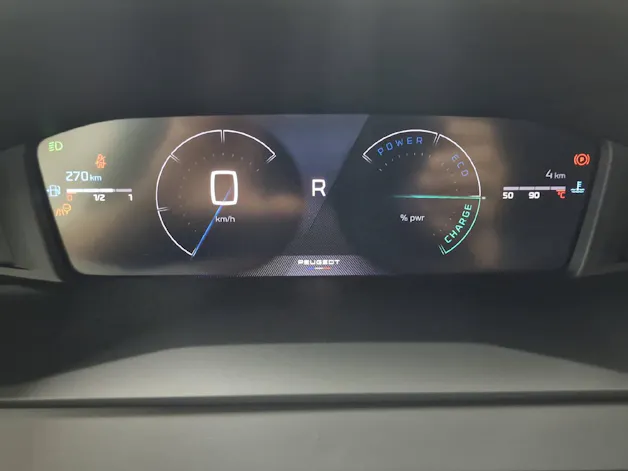 Peugeot 208 1.2 Hybrid 110 Allure Premium
