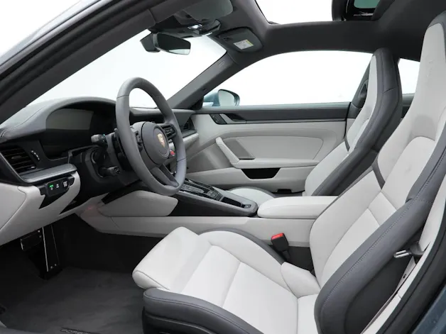 Porsche 911 Carrera