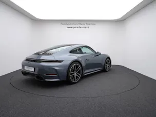 Porsche 911 Carrera