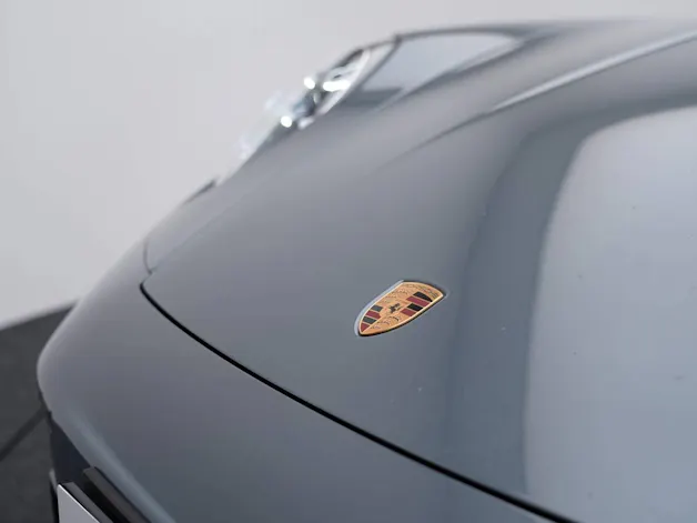 Porsche 911 Carrera