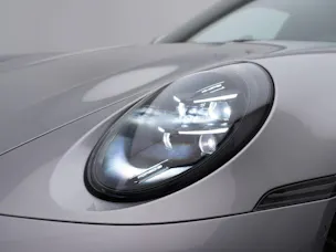 Porsche 911 Carrera 4 GTS