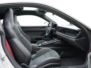 Porsche 911 Carrera 4 GTS