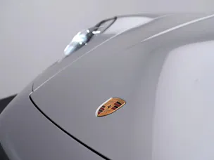 Porsche 911 Carrera 4 GTS