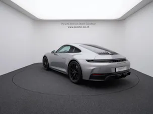 Porsche 911 Carrera 4 GTS