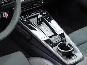 Porsche 911 Carrera 4 GTS