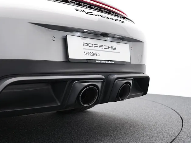 Porsche 911 Carrera 4 GTS
