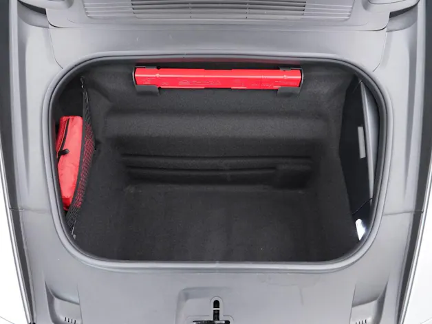 Porsche 911 Carrera 4 GTS