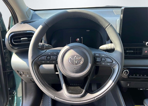 Vehicle image 4 Vehicle image 4