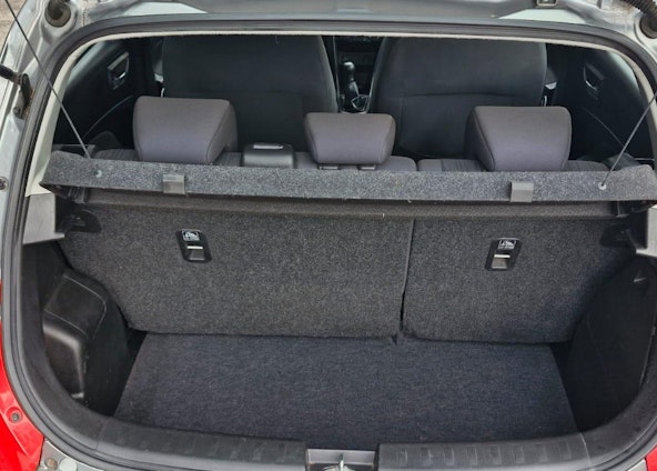 Vehicle image 10 Vehicle image 10