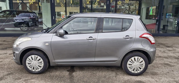 Vehicle image 7 Vehicle image 7