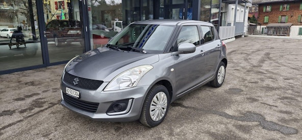 First vehicle image First vehicle image