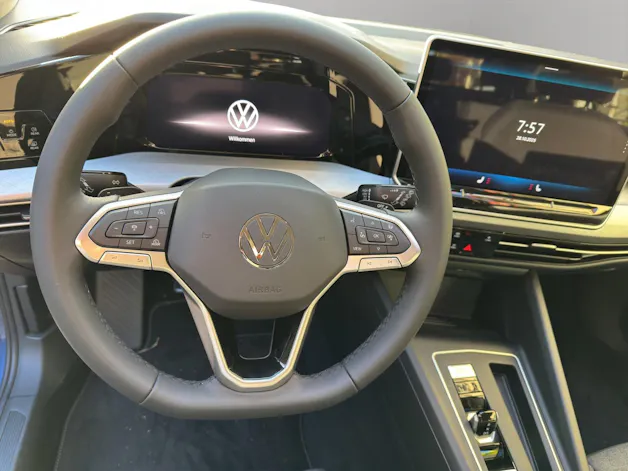 VW Golf Variant 1.5 eTSI mHEV Life