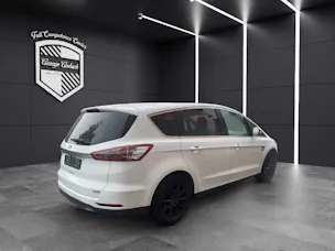 Ford S-Max 2.0 EcoB Titanium