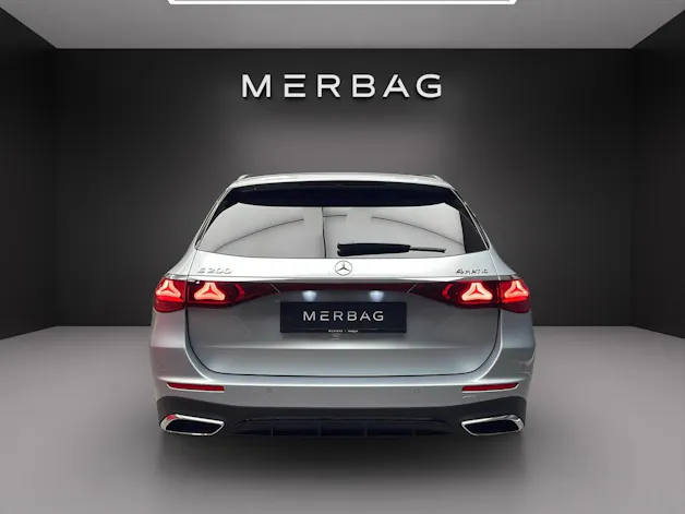 Mercedes-Benz E 200 T 9G-Tronic 4Matic