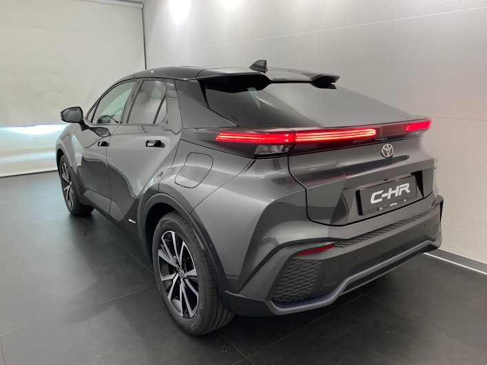 Vehicle image TOYOTA C-HR